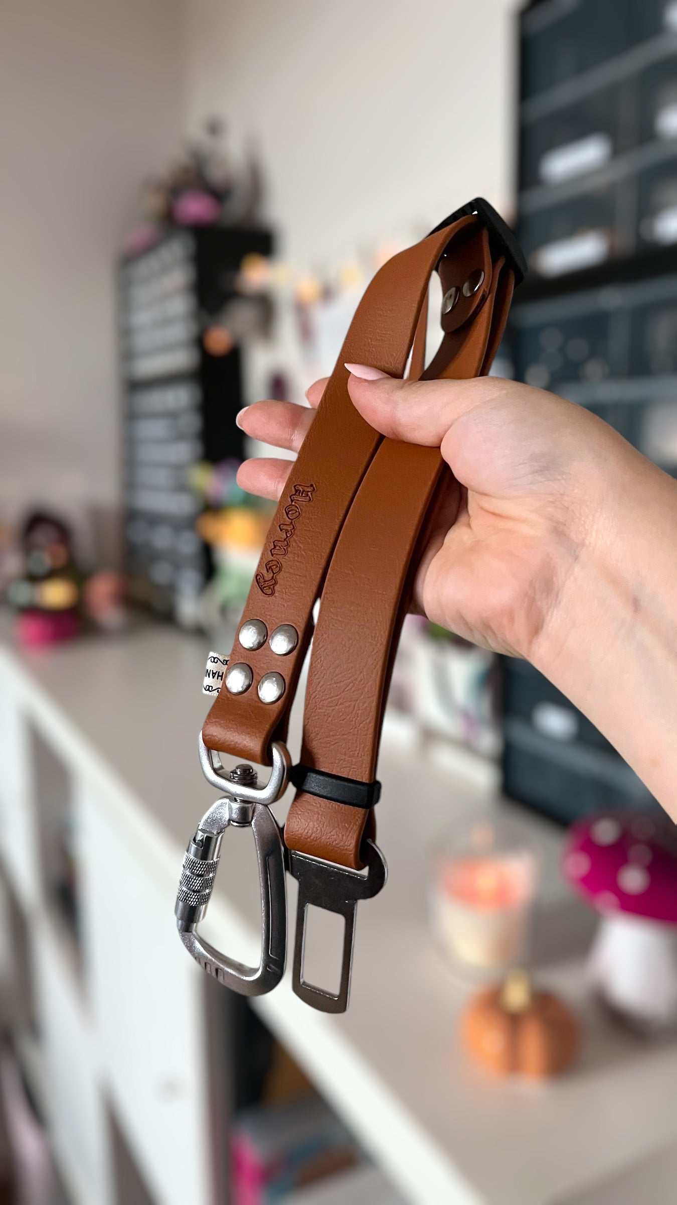 Adjustable seat belt