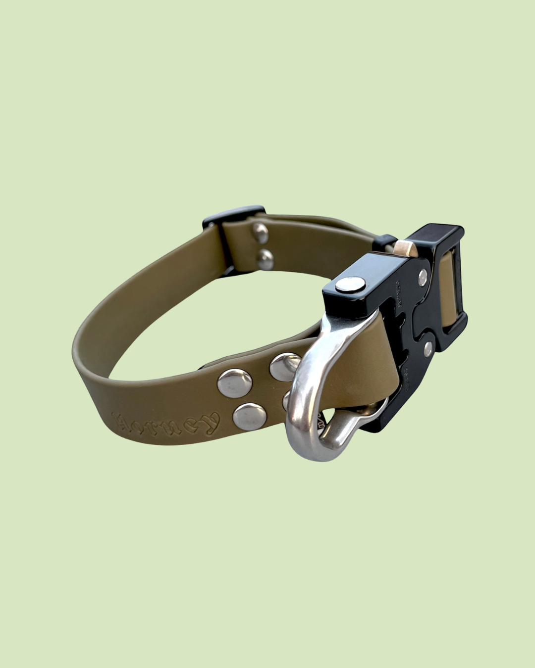 Collier COBRA